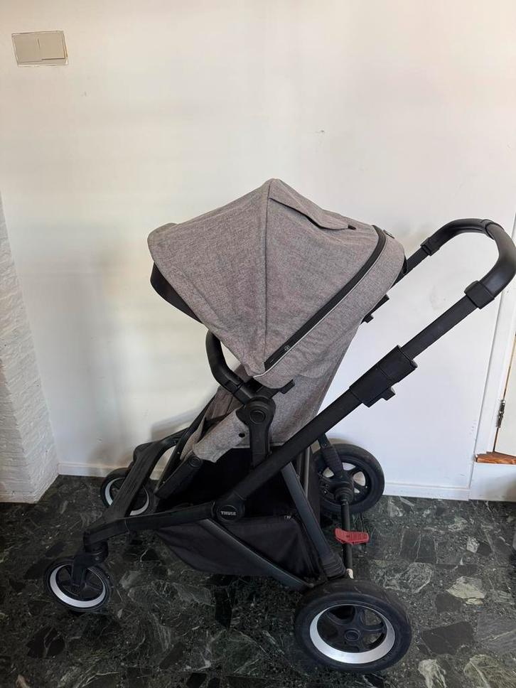 Thule sleek kinderwagen, Kinderen en Baby's, Kinderwagens en Combinaties, Gebruikt, Combiwagen, Overige merken, Duowagen, Verstelbare duwstang