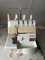 Bernina 1100D lockmachine, Ophalen of Verzenden, Zo goed als nieuw, Lockmachine, Bernina