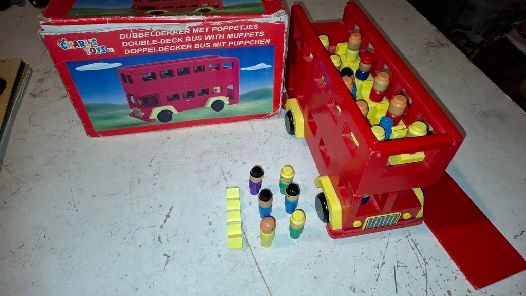 Vintage Charles Toys Dubbeldekker Bus met Poppetjes, Kinderen en Baby's, Speelgoed | Actiefiguren, Gebruikt, Ophalen of Verzenden