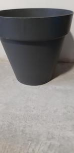 Grote Bloempot op wielen - 47 cm hoog, 49 cm doorsnee, Tuin en Terras, Bloempotten, 40 cm of meer, Ophalen of Verzenden, Zo goed als nieuw