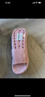 roze pantoffels, Nieuw, Ophalen of Verzenden, Roze, Pantoffels of Sloffen