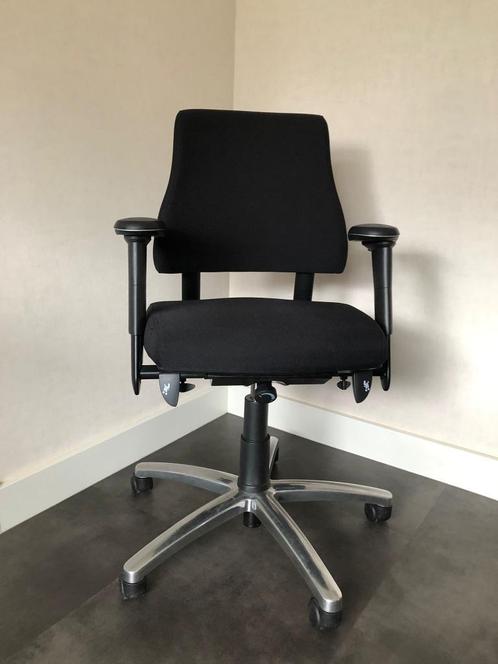 Bma- axia ergonomische bureaustoel/ bureaustoelen 4D armpads, Huis en Inrichting, Bureaustoelen, Zo goed als nieuw, Bureaustoel