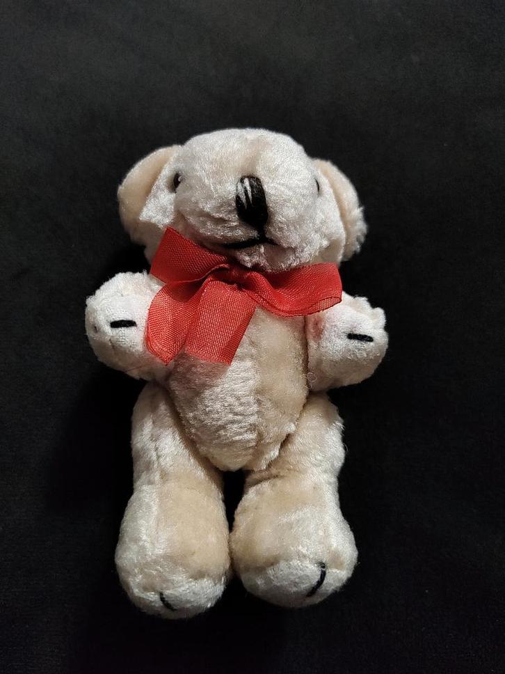 Vintage kleine Gebro toys knuffelbeer beige gearticuleerd, Kinderen en Baby's, Speelgoed | Knuffels en Pluche, Zo goed als nieuw