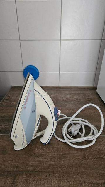 Braun stoomstrijkijzer beschikbaar voor biedingen