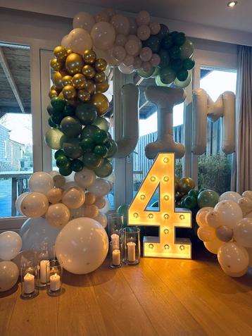 XL LED licht cijfer 4 te huur | Feest | Styling beschikbaar voor biedingen