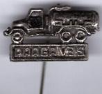 PRAGA V3 S zilverkleurig tankvrachtwagen speldje ( D_098 ), Verzenden, Zo goed als nieuw, Transport, Speldje of Pin