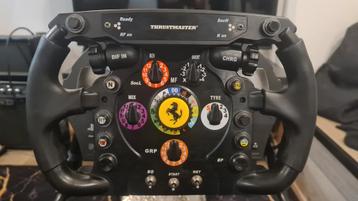 Thrustmaster T300RS Ferrari. Base, stuur en F1 add-on. beschikbaar voor biedingen