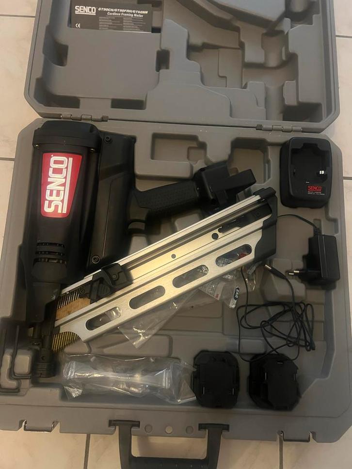 Senco Spijkerpistool met accessoires, Doe-het-zelf en Verbouw, Gereedschap | Overige machines, Gebruikt, Ophalen of Verzenden