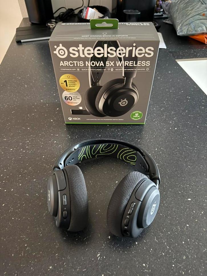 Steelseries Arctis Nova 5x wireless, Computers en Software, Headsets, Zo goed als nieuw, Ophalen of Verzenden