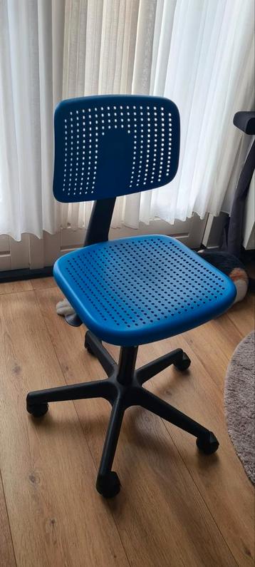 Blauwe kinder bureaustoel ikea beschikbaar voor biedingen