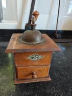Leuke landelijke ouderwetse koffiemolen, Antiek en Kunst, Antiek | Keukenbenodigdheden, Ophalen of Verzenden