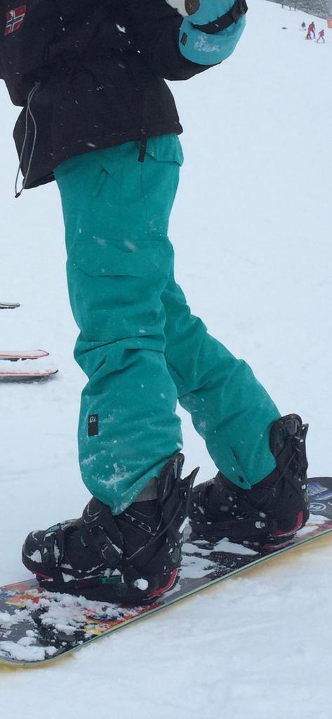 Snowboard broeken meiden 📌reageer snel ivm reis, Sport en Fitness, Snowboarden, Zo goed als nieuw, Kleding, Verzenden