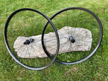 DT swiss met Duke Lucky Jack 29" Boost carbon wielset beschikbaar voor biedingen
