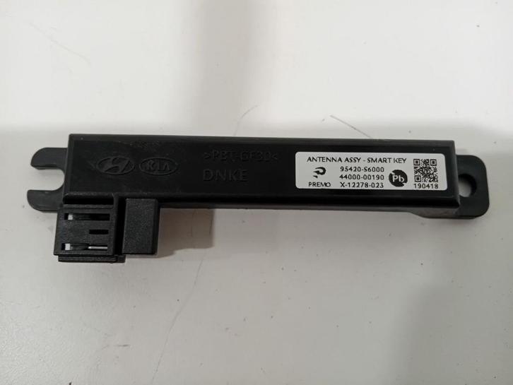 Antenne Kia Xceed, Auto diversen, Autoradio's, Ophalen of Verzenden