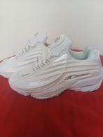 Nocta Hot Step 2.  Maat: 37,5, Wit, Nieuw, Ophalen of Verzenden, Sneakers of Gympen
