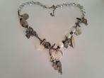 Leuke zilverkleurige ketting met leuke bedeltjes figuurtjes, Ophalen of Verzenden, Zo goed als nieuw, Zilver, Overige materialen