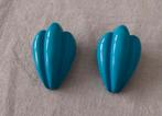 Vintage bijzondere jaren '60 turquoise kunststof clips., Sieraden, Tassen en Uiterlijk, Oorbellen, Ophalen of Verzenden, Gebruikt