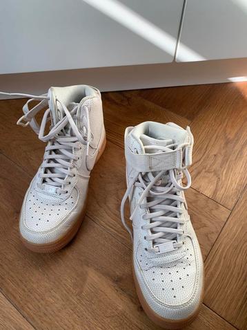 Nike air max 1  37,5 beschikbaar voor biedingen