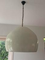 Mooie grote hanglamp (wit met goud aan binnenzijde), Huis en Inrichting, Lampen | Hanglampen, Ophalen, Zo goed als nieuw, Metaal