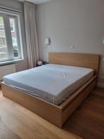 Kingsize IKEA Malm bed 180x200 + opberglades, Ophalen, Bruin, Tweepersoons, Zo goed als nieuw