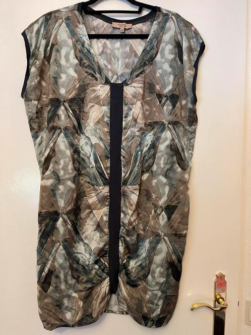 ZGAN ! Prachtig apart zijde tuniek  mt 42/44, Kleding | Dames, Blouses en Tunieken, Zo goed als nieuw, Maat 42/44 (L), Ophalen of Verzenden