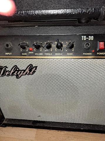 Delight gitaar versterker. beschikbaar voor biedingen