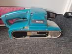 Makita 9404 bandschuurmachine 1010 Watt, Ophalen of Verzenden, Gebruikt, 600 tot 1200 watt, Bandschuurmachine