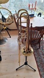 MAIN Bastrombone Bb, Muziek en Instrumenten, Blaasinstrumenten | Trombones, Ophalen, Zo goed als nieuw, Bas, Met koffer