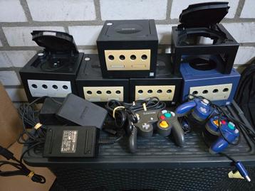 Defecte Gamecubes (5) + Controllers beschikbaar voor biedingen