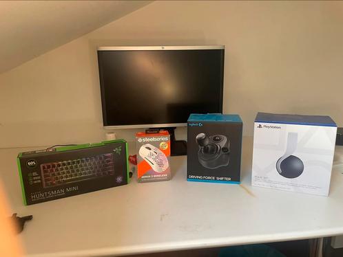 Gaming keyboard + muis + shifter + headset, Computers en Software, Desktop Pc's, Gebruikt, Onbekend, Gaming, Ophalen