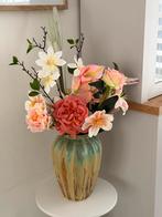 Vaas met bloemen, Ophalen