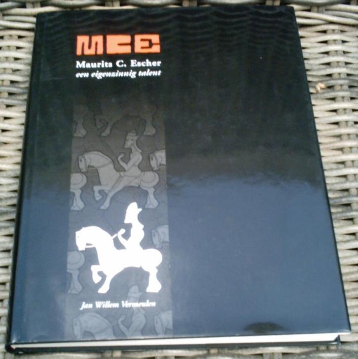 MCE. Maurits C. Escher een eigenzinnig talent. 9024273374., Boeken, Kunst en Cultuur | Beeldend, Zo goed als nieuw, Ophalen of Verzenden