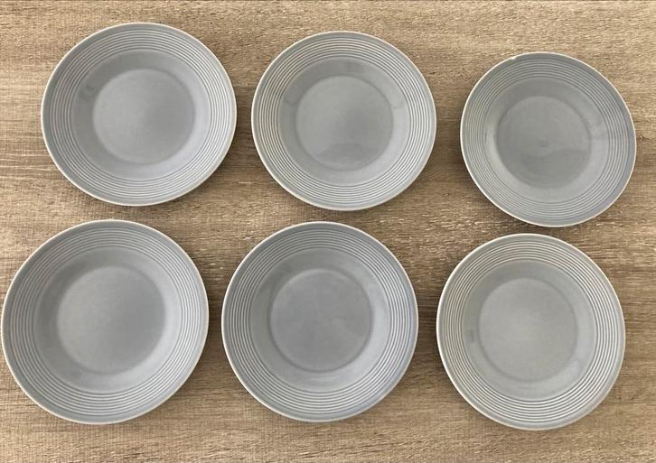 Madison gebaksbordjes 6 stuks - 1 iets beschadigd, Huis en Inrichting, Keuken | Servies, Gebruikt, Bord(en), Overige stijlen, Ophalen of Verzenden