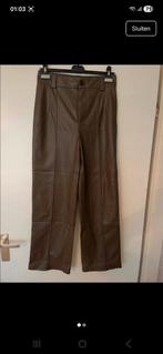 Leuke leren zara broek, Kleding | Dames, Broeken en Pantalons, Ophalen of Verzenden, Zo goed als nieuw, Zwart, Lang