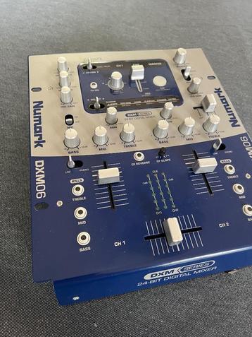Numark DXM06 mengpaneel beschikbaar voor biedingen