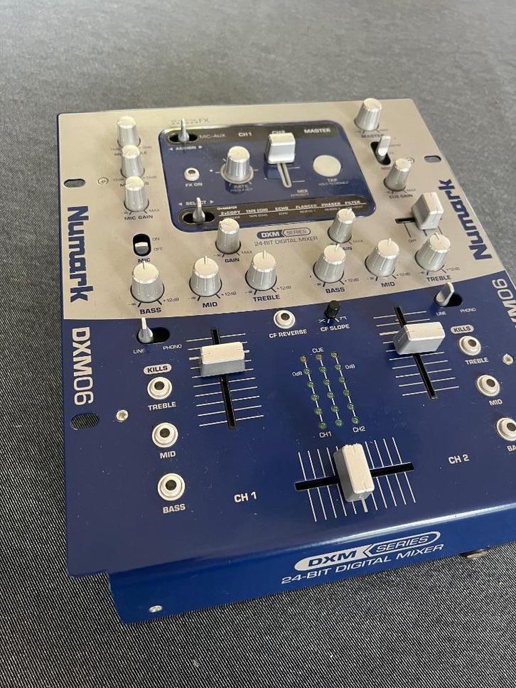 Numark DXM06 mengpaneel, Muziek en Instrumenten, Mengpanelen, Zo goed als nieuw, Minder dan 5 kanalen, Microfooningang, Ophalen