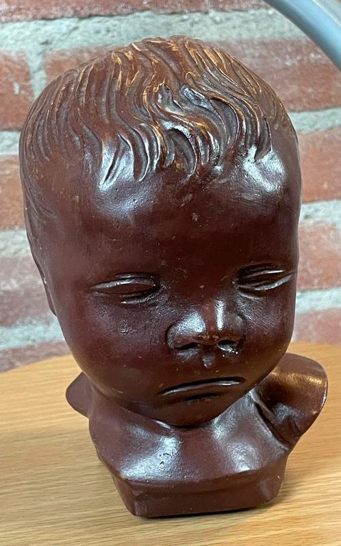 Kinderhoofd/ buste /Paridon/ Massief composiet. 240 V.V., Antiek en Kunst, Kunst | Beelden en Houtsnijwerken, Ophalen of Verzenden