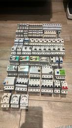 Diverse installatie automaten, Doe-het-zelf en Verbouw, Elektra en Kabels, Ophalen of Verzenden, Gebruikt, Schakelaar