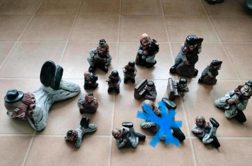 Diverse soorten Clowns en maten van Léon Alles voor 40 euro, Verzamelen, Beelden en Beeldjes, Gebruikt, Mens, Ophalen