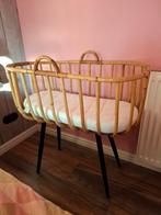 Rotan wieg, Kinderen en Baby's, Babywiegjes en Ledikanten, Ophalen, Gebruikt, Wieg