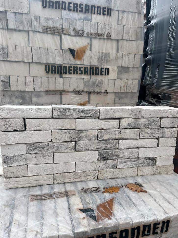 4250 gevelstenen, Doe-het-zelf en Verbouw, Metselstenen, Zo goed als nieuw, Bakstenen, Ophalen of Verzenden
