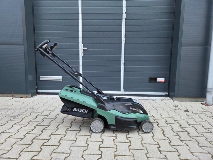 Bosch Advanced Rotak 750 Pro Silence - Elektrische Maaier, Tuin en Terras, Grasmaaiers, Zo goed als nieuw, Elektrische grasmaaier