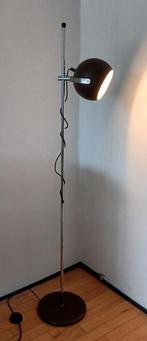 Vintage,jaren 70 vloerlamp met verstelbare donker bruine bol, Ophalen, Gebruikt, 100 tot 150 cm, Vintage