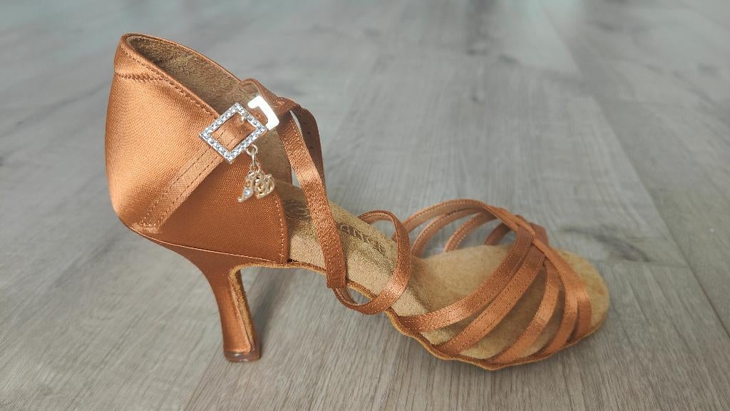 BD Dance latin dansschoenen (nieuw) maat 40, Sport en Fitness, Ophalen of Verzenden, Nieuw, Schoenen