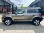 Skoda Yeti 1.2 TSI Ambition DSG Pano Airco Cruise NL Auto NA, Stof, Gebruikt, Zwart, 4 cilinders