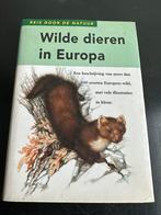 Boek wilde dieren in Europa, Gelezen, Ophalen of Verzenden