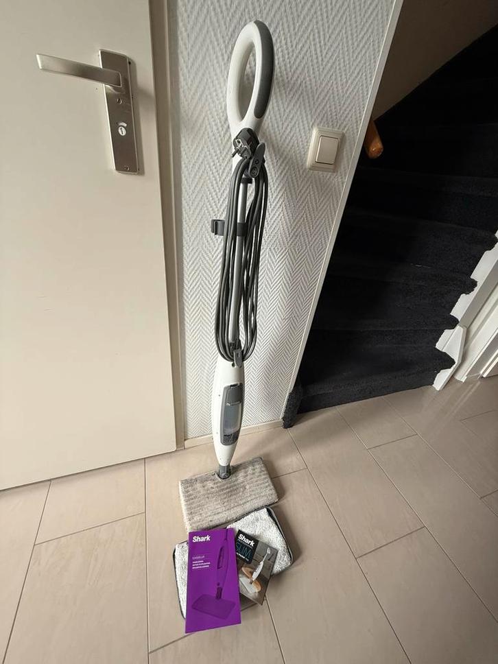 Shark Stoom Dweil + Accessoires, Witgoed en Apparatuur, Stofzuigers, Zo goed als nieuw, Overige typen, Ophalen of Verzenden