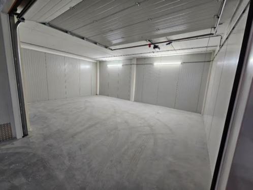 XXXL Opslag Bedrijfsruimte Garagebox Gouda 48m2, Auto diversen, Autostallingen en Garages