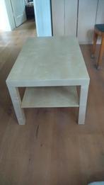 Ikea tafeltje, Ophalen
