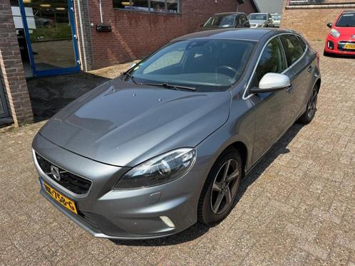 Volvo V40 GERESERVEERD !, Auto's, Volvo, V40, ABS, Airbags, Airconditioning, Boordcomputer, Elektrische buitenspiegels, Electronic Stability Program (ESP)